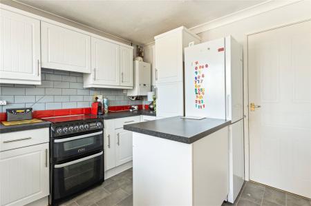 Kitchen (2)