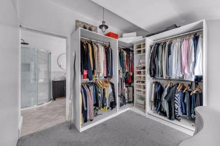 Walk In Wardrobe