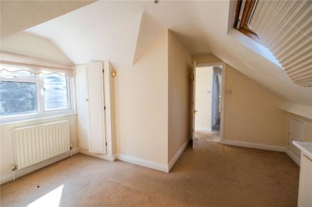 Bedroom 4 (2)