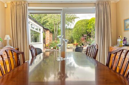 Dining Room (2)