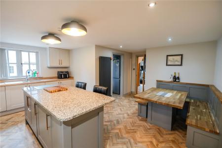 Breakfast Kitchen(2)