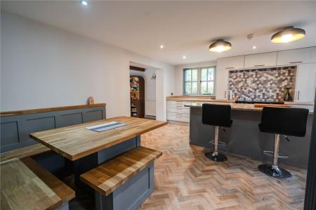 Breakfast Kitchen(3)