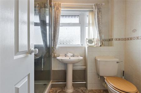 Shower Room (2)