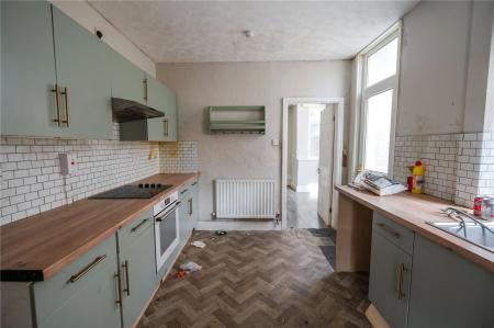 Kitchen (2)
