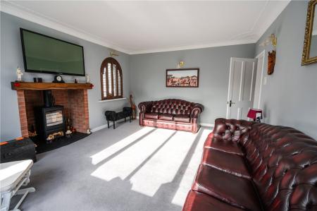 Living Room (2)
