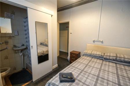 Bedroom (2)