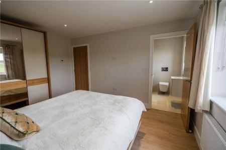 Bedroom 1 (3)