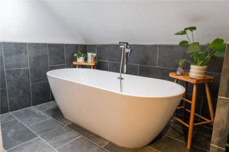 Bathroom (3)
