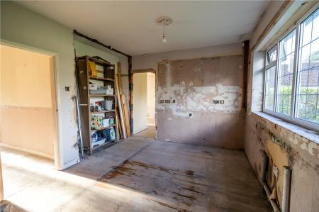Kitchen (2)