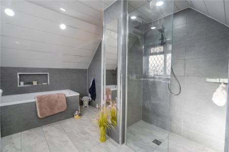 Ff Bathroom (2)