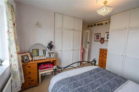 Bedroom 1 (2)