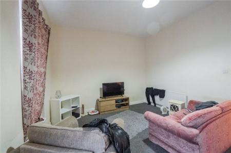 221b - Living Room