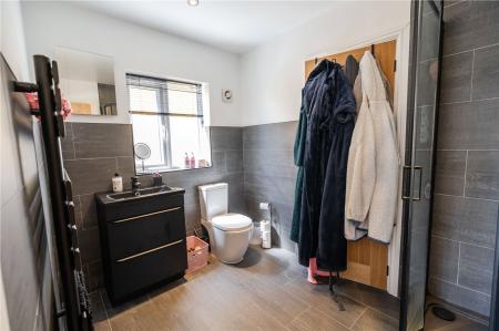 Jack & Jill En-Suite
