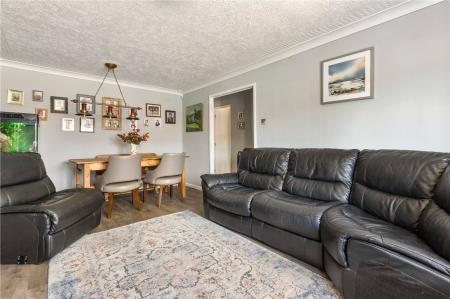 Living Room (2)