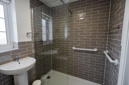 Shower Room (2)