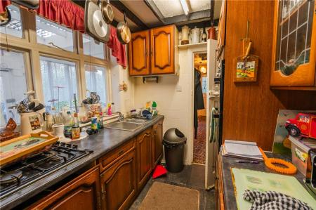 Kitchen (2)