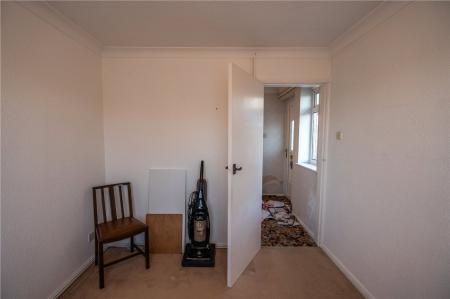 Bedroom 2 (3)