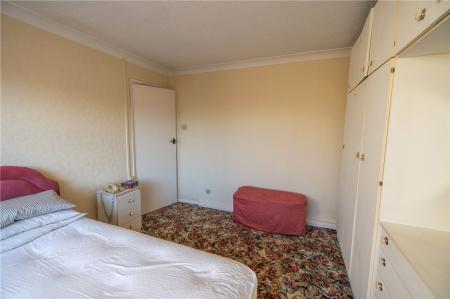 Bedroom 1 (2)
