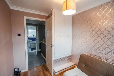 Bedroom 4 (2)
