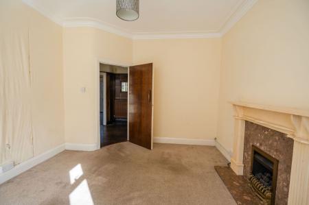 Living Room (2)