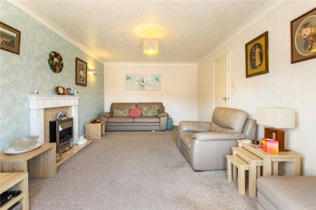 Living Room (2)