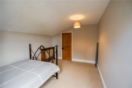 Bedroom 3 (2)