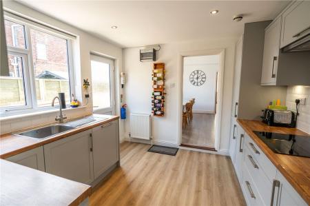 Kitchen (3)