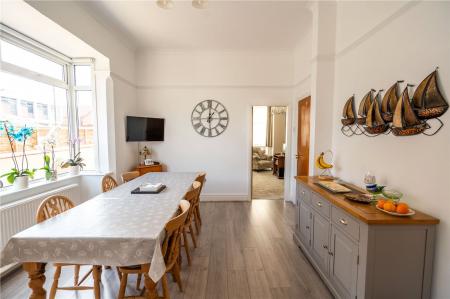 Dining Room 2 (2)