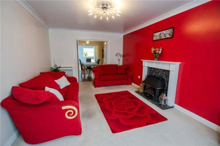 Living Room (2)