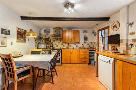 Kitchen (1)