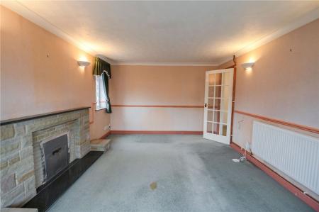 Living Room (2)