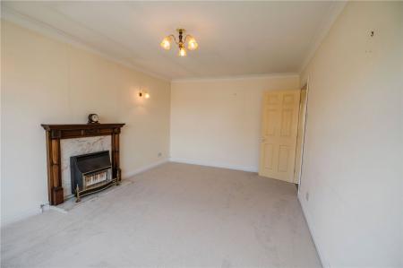 Living Room (2)