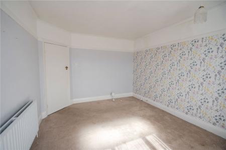 Bedroom 2 (2)