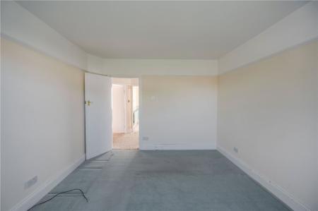 Bedroom 1 (2)
