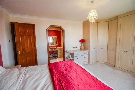 Bedroom 1 (3)