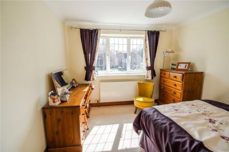 Bedroom 2 (3)
