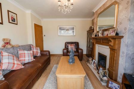 Living Room (2)