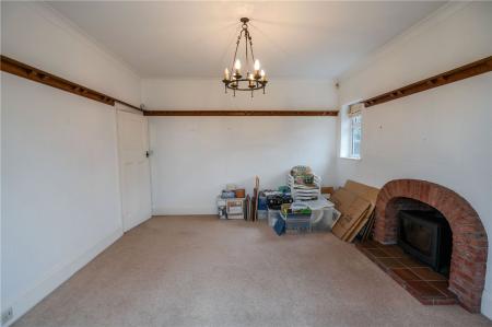 Living Room (2)
