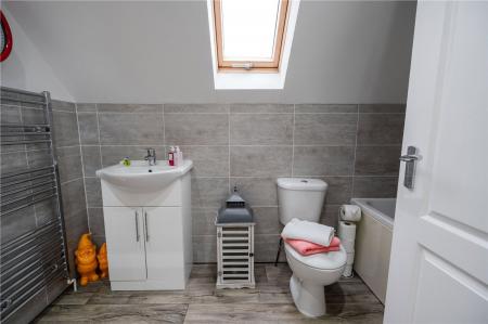 Ensuite (2)