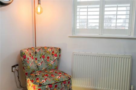 Bedroom 3 (3)