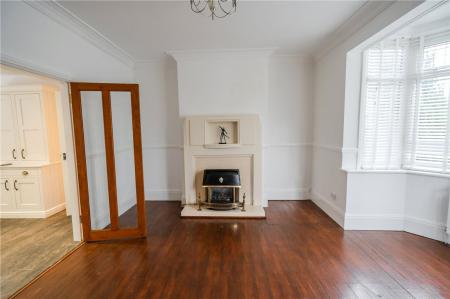 Dining Room (2)