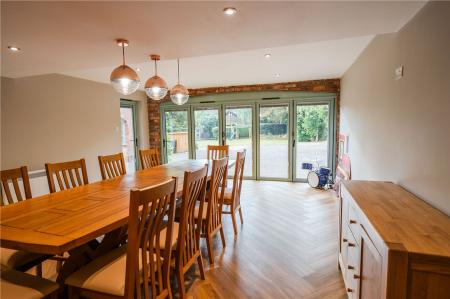 Dining Room (3)
