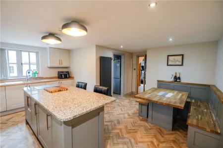 Breakfast Kitchen(2)