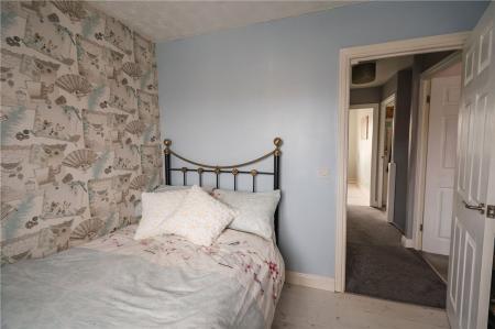 Bedroom 4 (2)