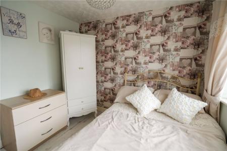 Bedroom 3 (2)