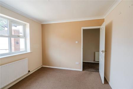 Bedroom 2 (2)