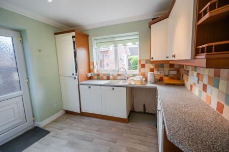 Kitchen (2)