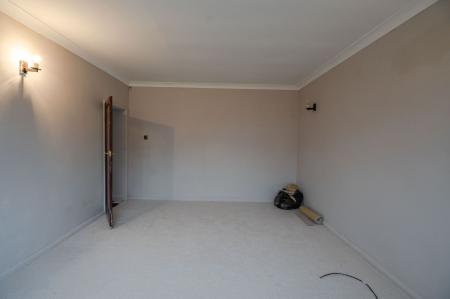 Living Room (2)