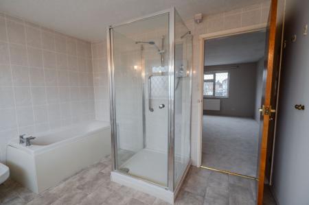 En-Suite (2)