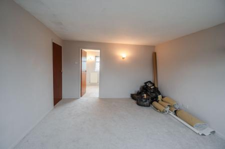Bedroom 1 (2)
